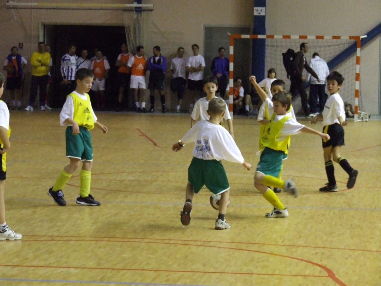 Futsal pitchouns (26)